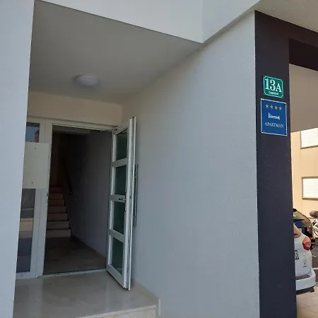 Valux Apartmán