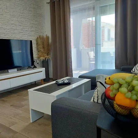 Apartment Valux Pula
